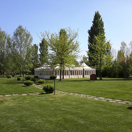 Lama Di Valle Rosa Ferrara Exteriör bild